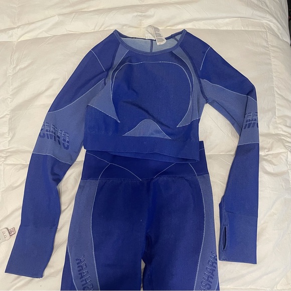 Gymshark turbo seamless crop top and legging set - Picture 2 of 6